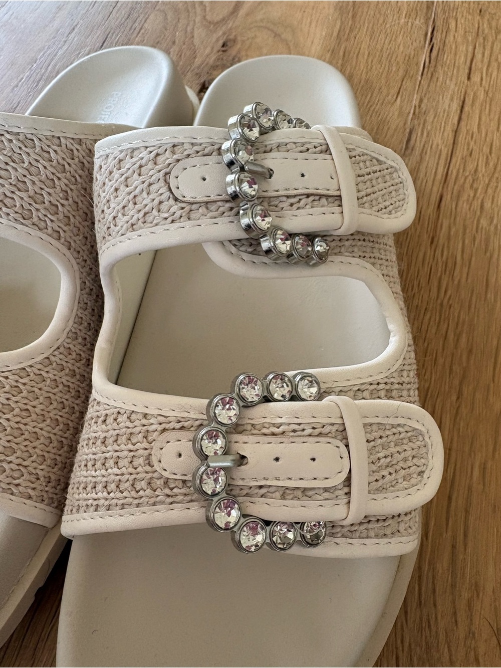 Project cloud Beige Crystal-Buckle Slide Sandals - - Picture 3 of 5
